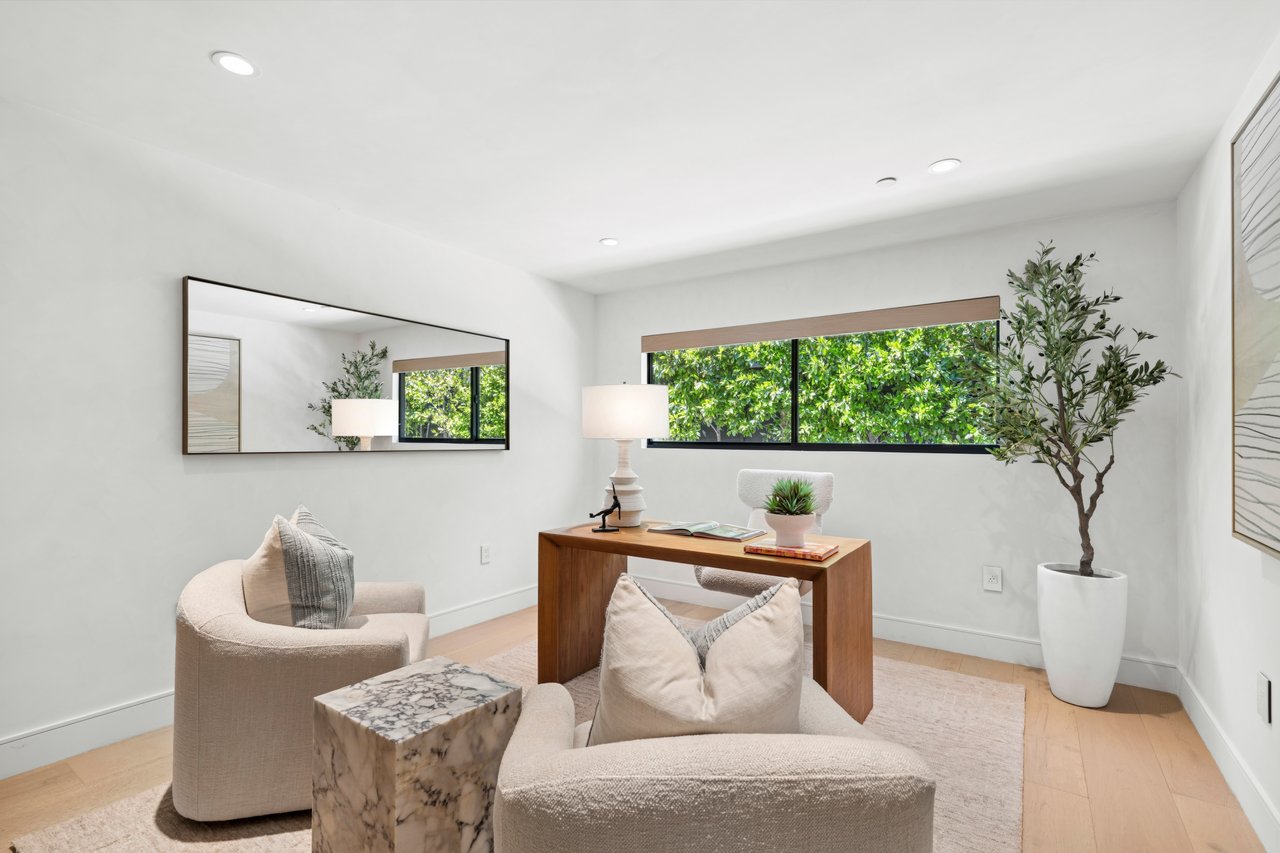 1120 White Sails Way