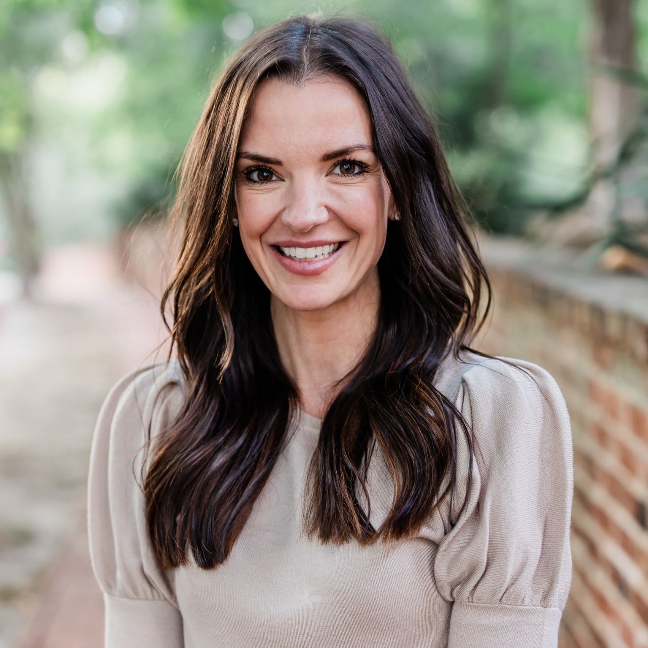 Lauren Munford Raleigh, NC Real Estate Agent Headshot