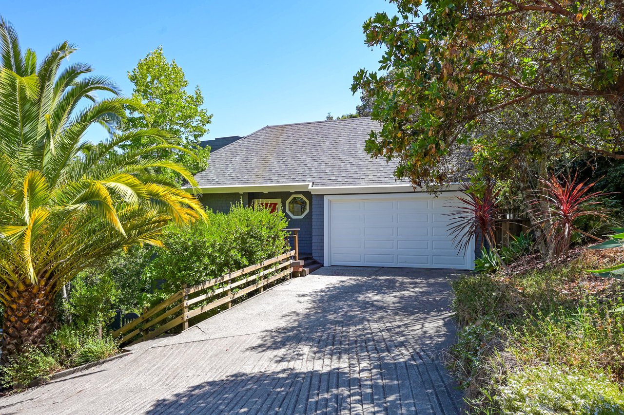 17 Hillside Ave