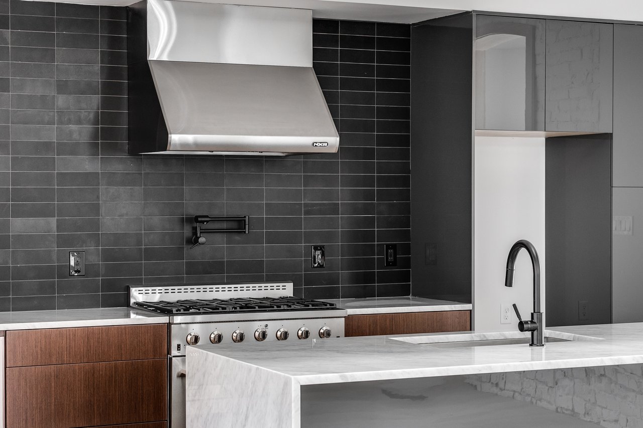 4 N Robinson (Fan House)