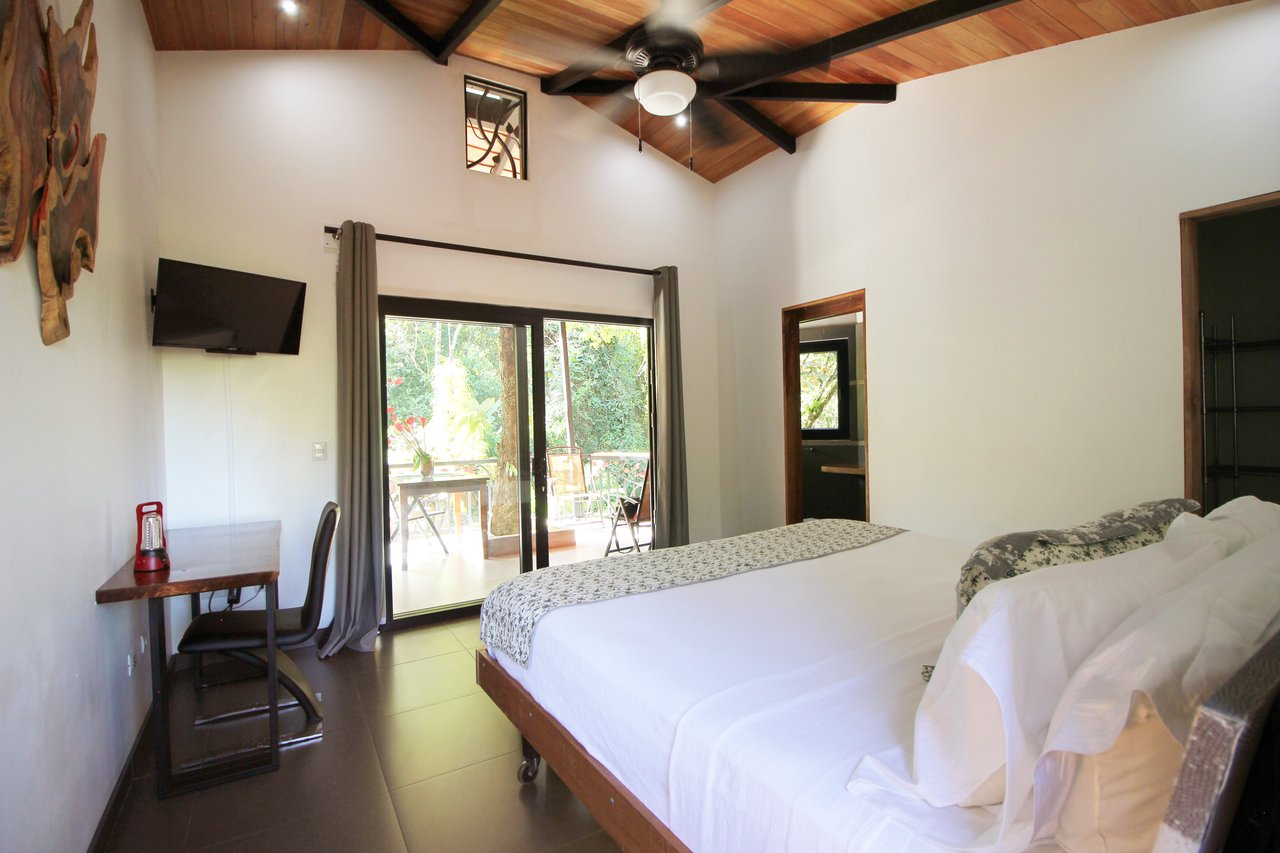 Ojochal Property for Sale – Cabins, Restaurant & 3-Bed Home