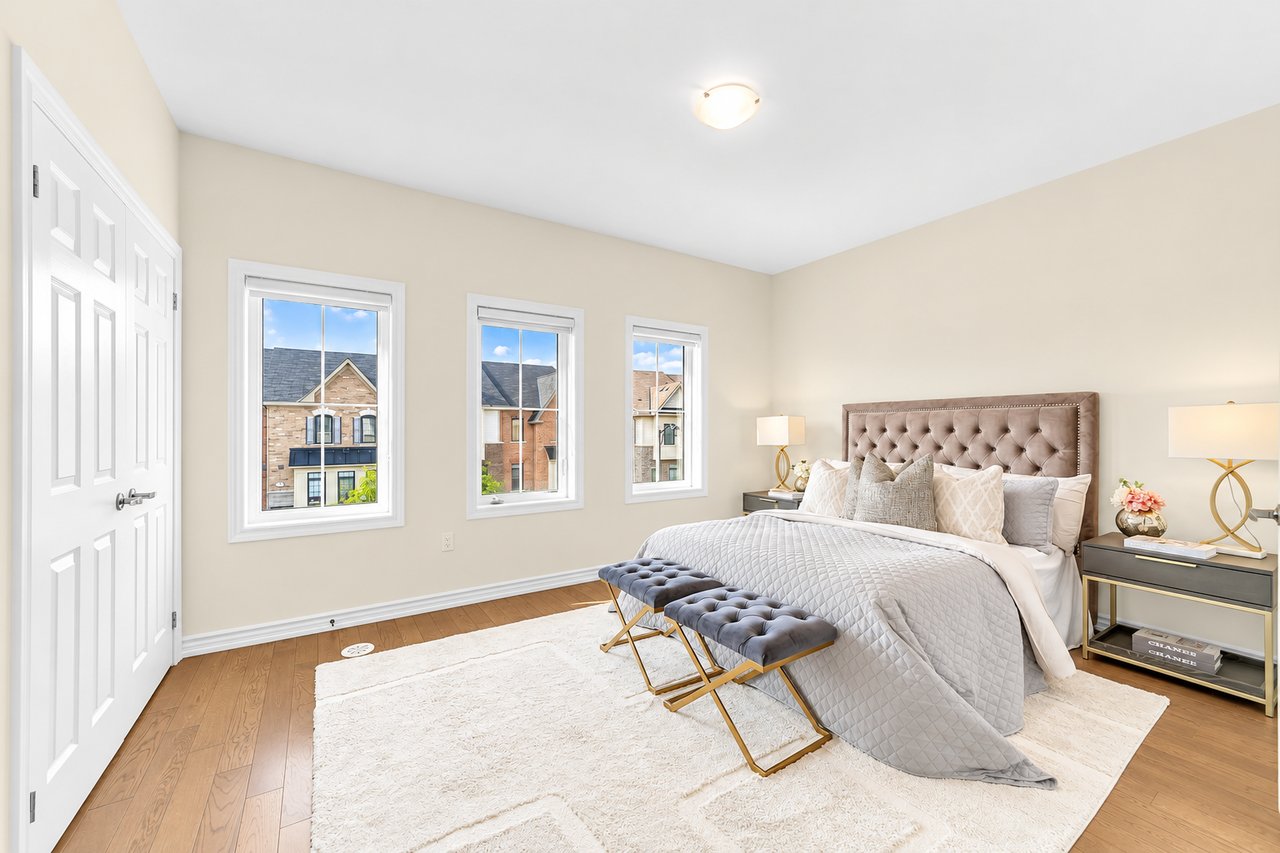 7 Delft Dr