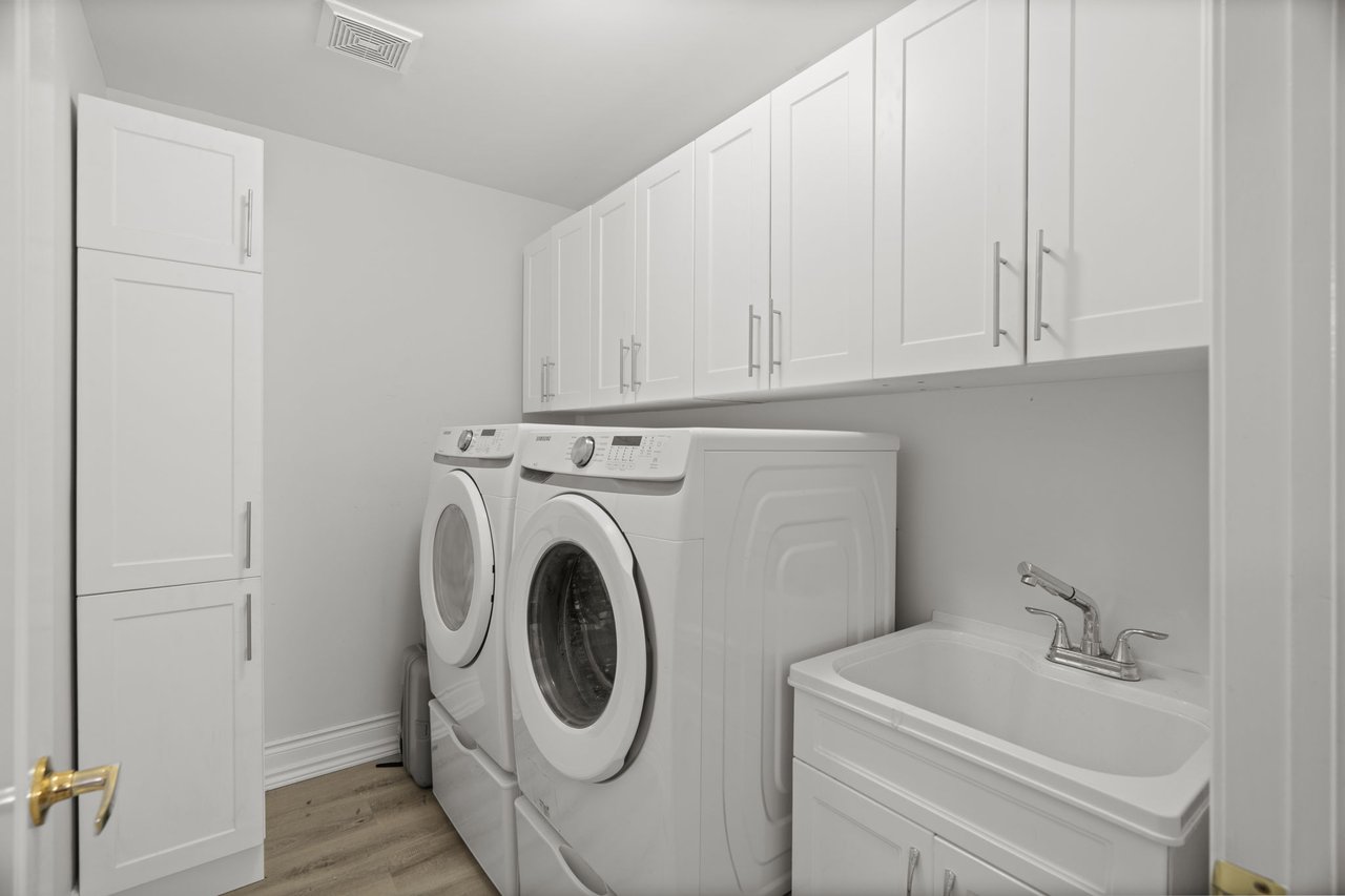 SOLD: The One You've Been Waiting For! 