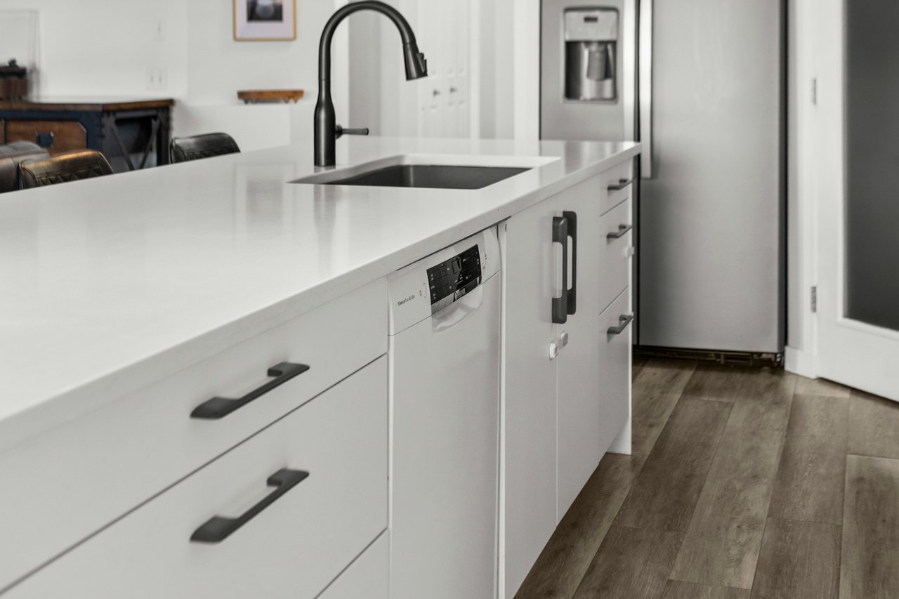 218 Coville Circle NE