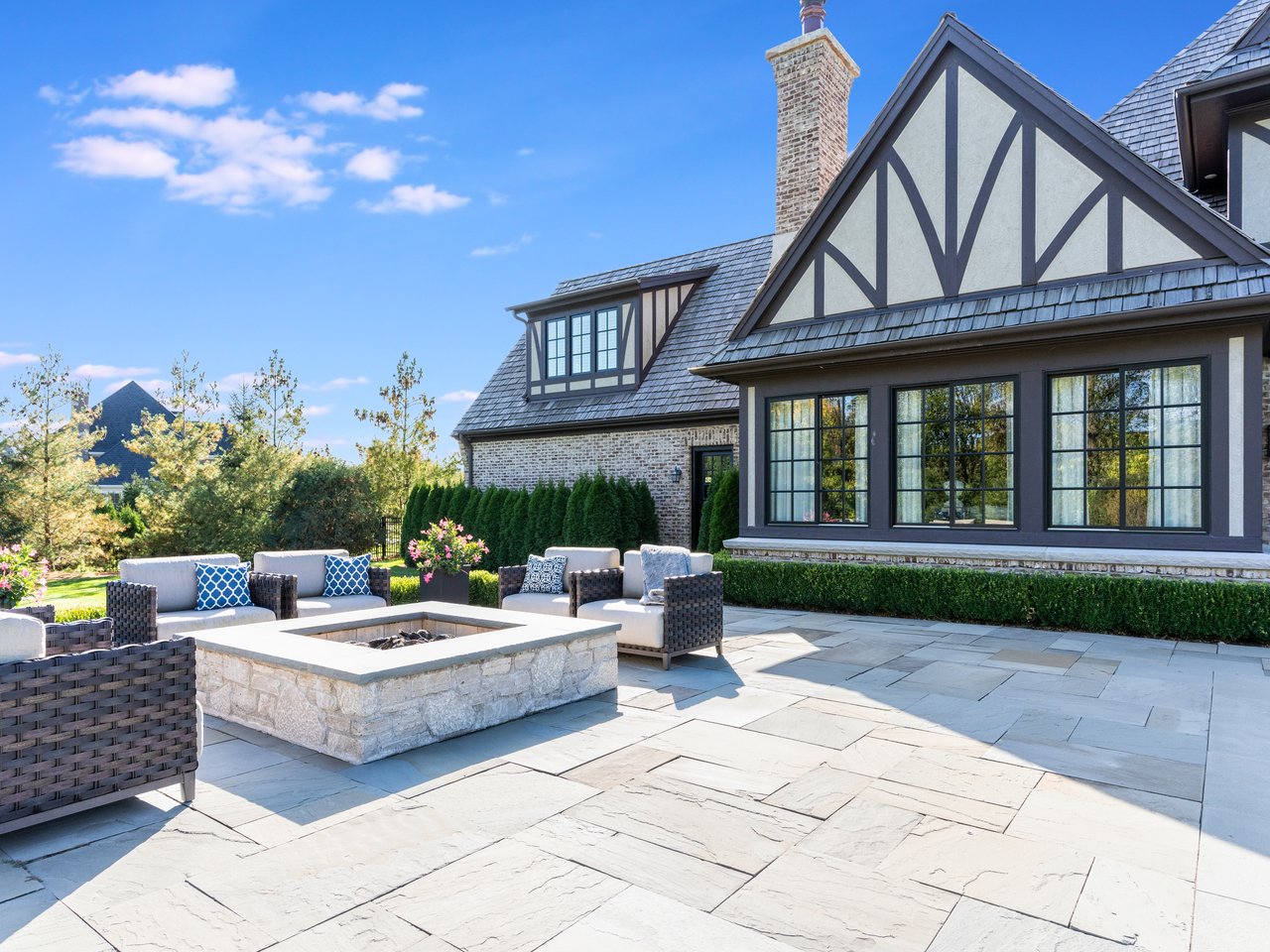 36W400 Hunters Gate Road