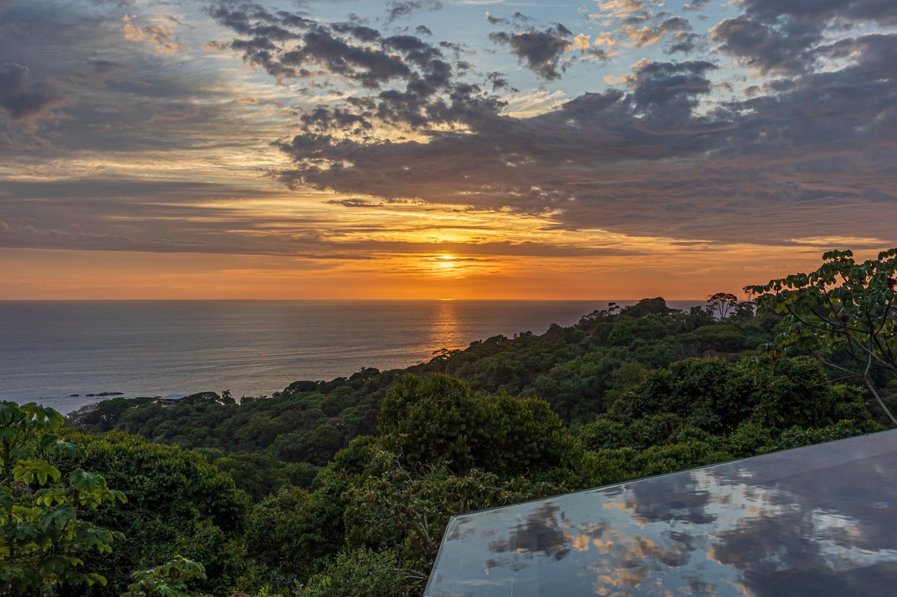 Luxury Estate in Escaleras - Incredible Ocean Views 5.5 Acres