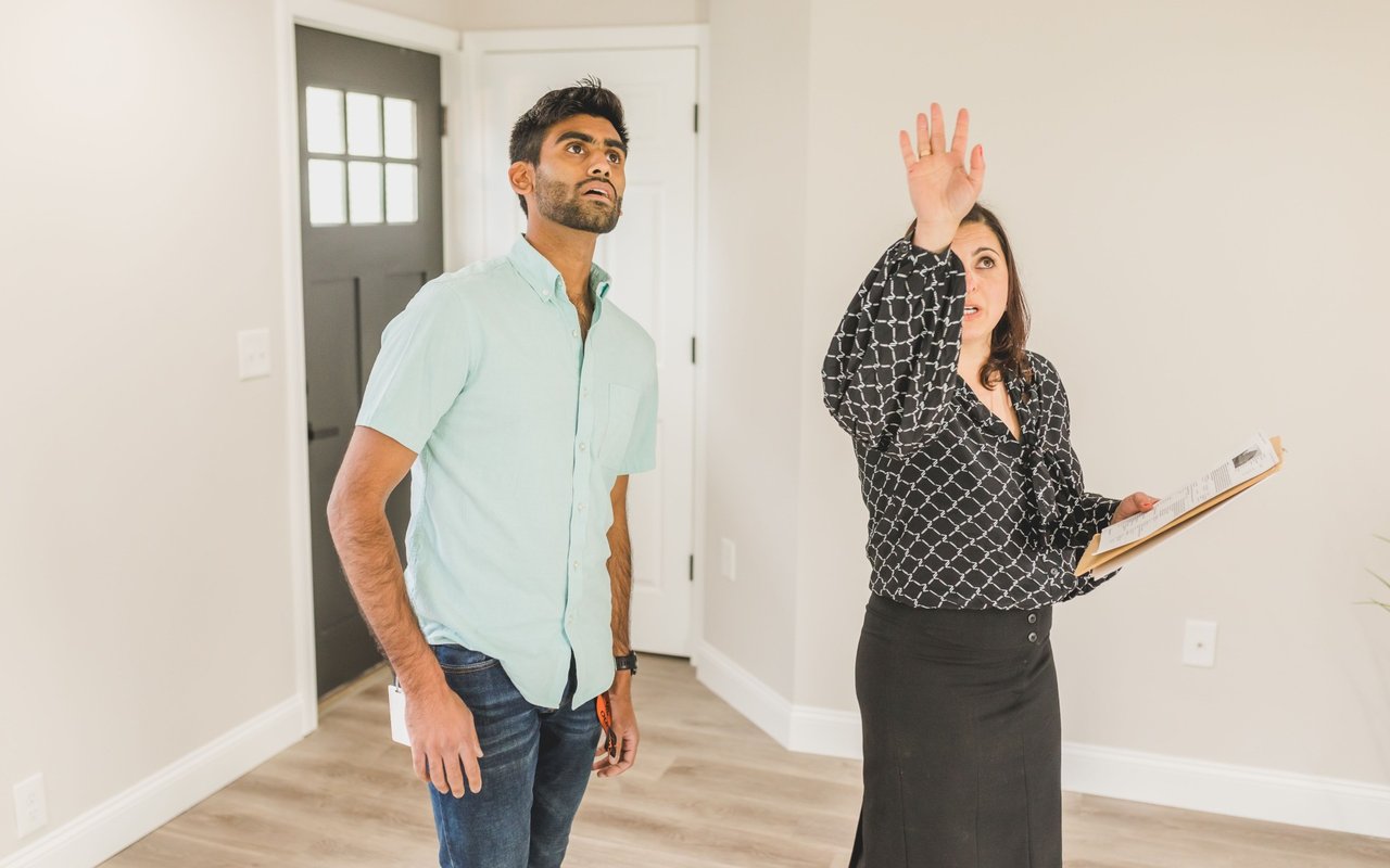 The Two-Minute Walkthrough: What I See in Your House That You Don't