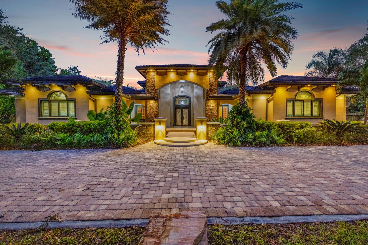 Elegant Custom Home on Builder’s Acre Near Baptist Hospital