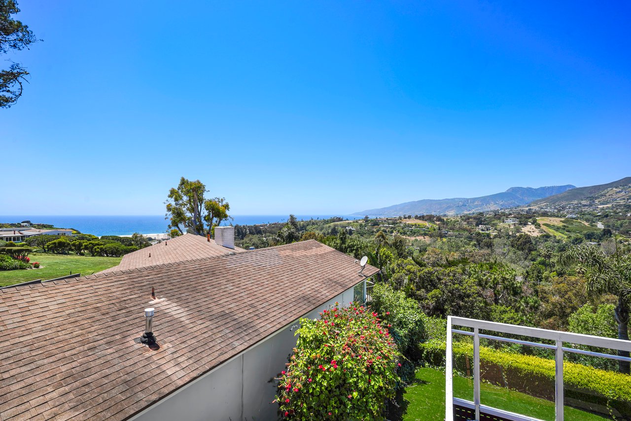 Malibu Guest House For Lease