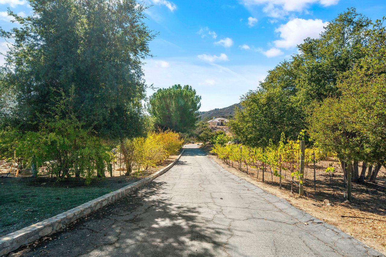 18590 Hombre Lane
