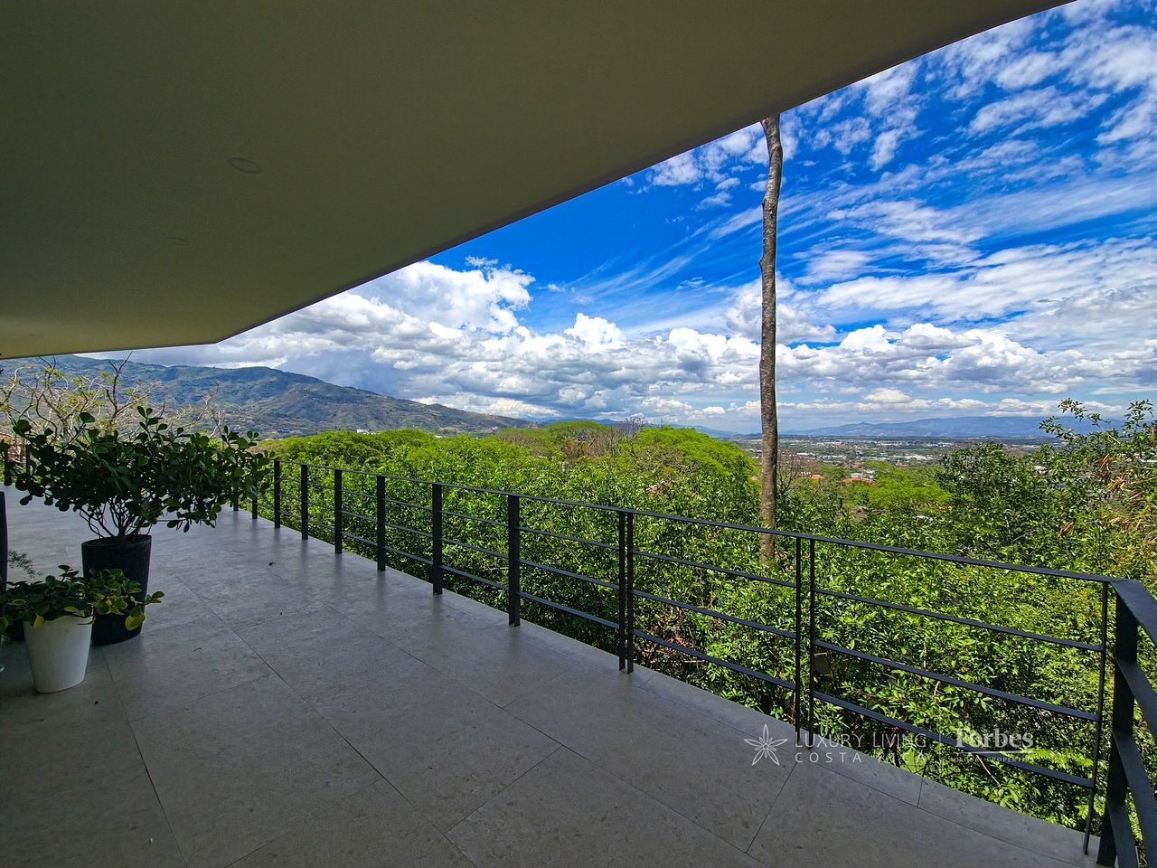21363 - Modern Home with Panoramic Views in Villa Real 