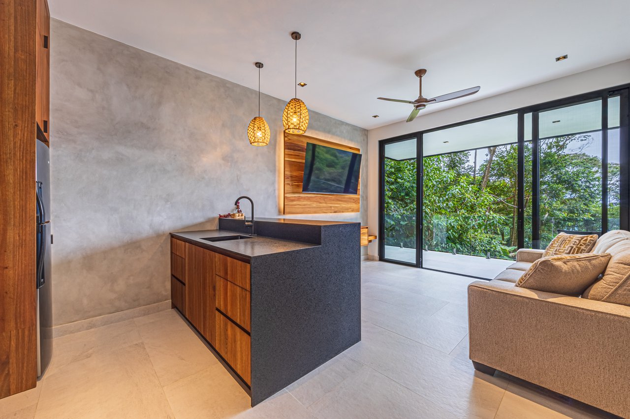 Casa Koules – Architectural 5-Bedroom Oceanview Estate in Prestigious Costa Verde Estates