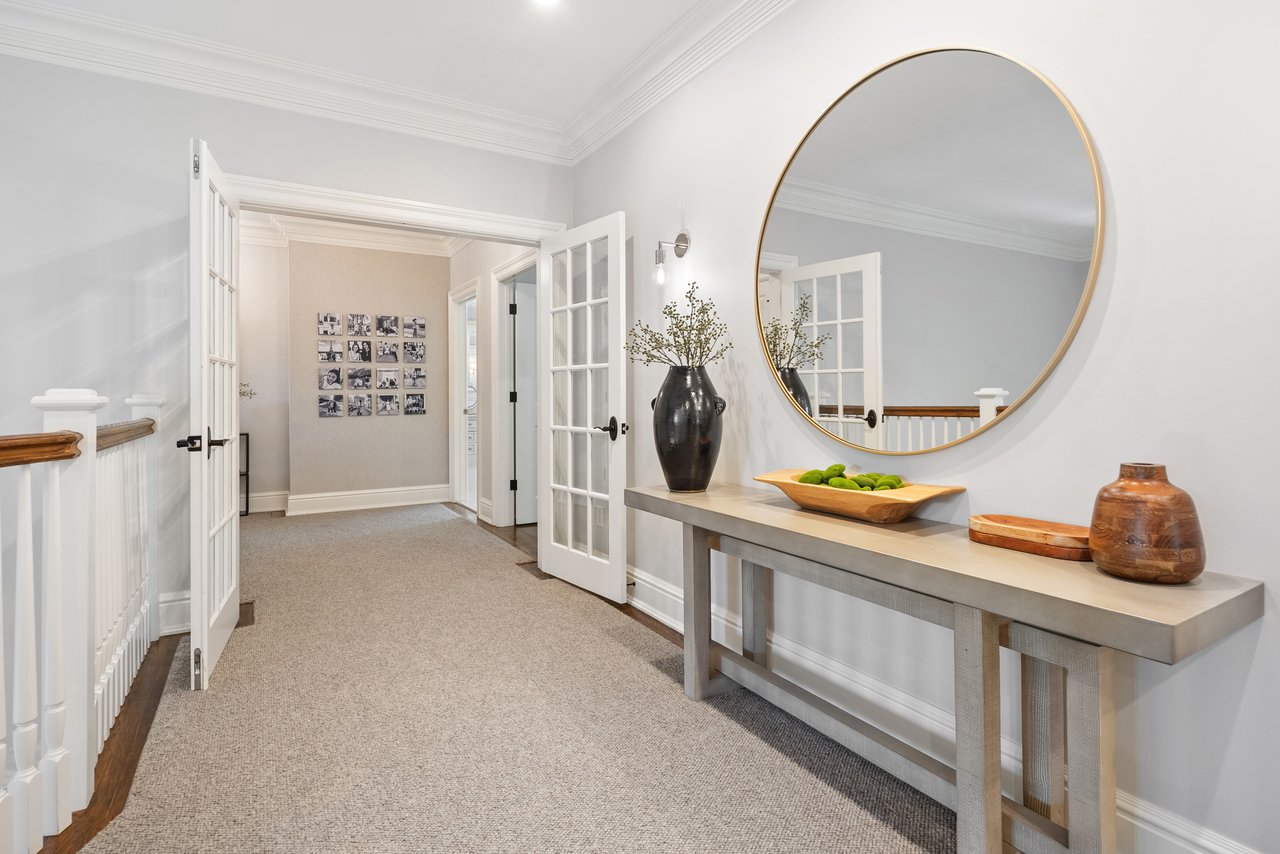 9 Greenbrier Road
