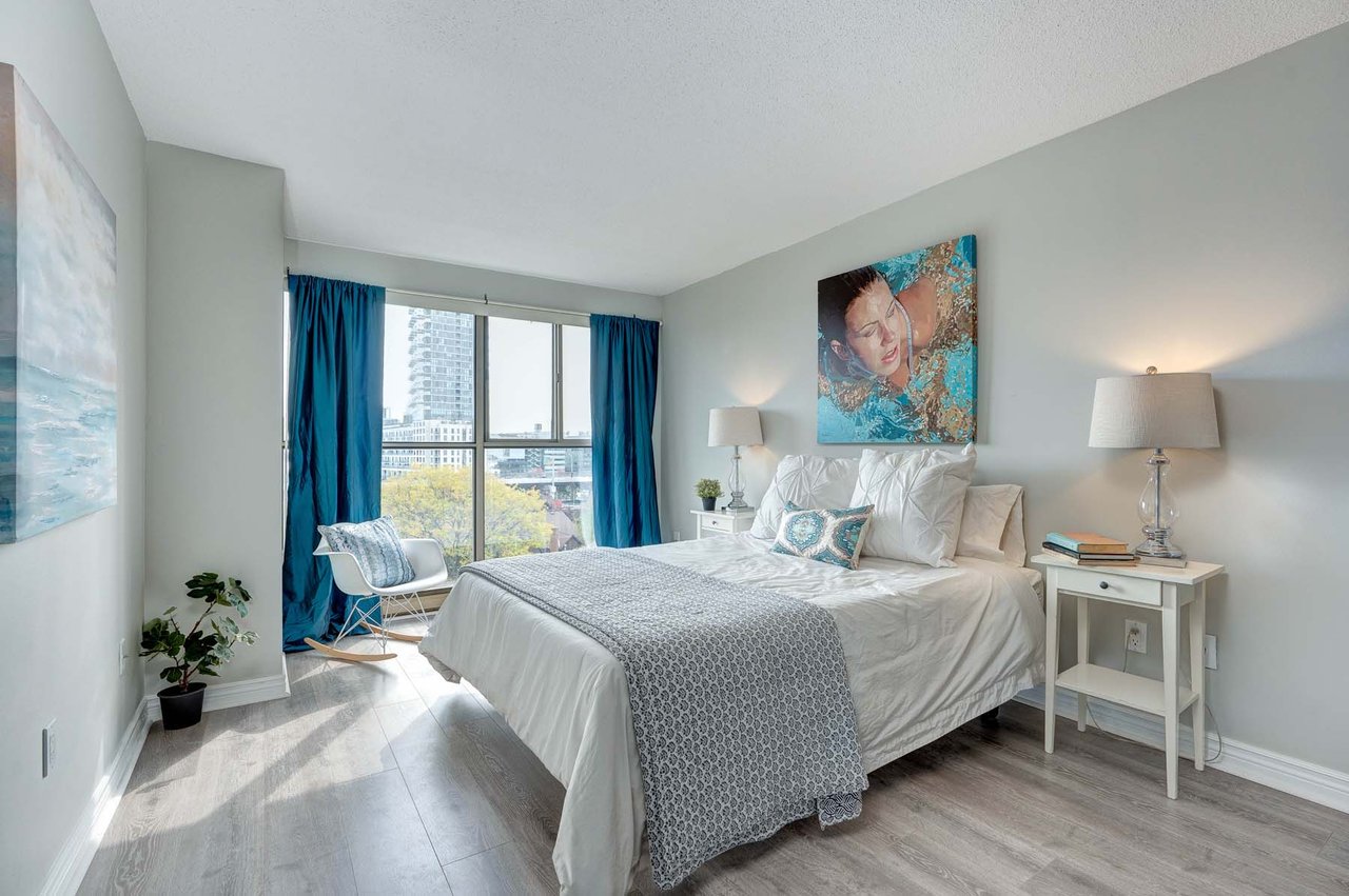 65 Scadding Ave, #810