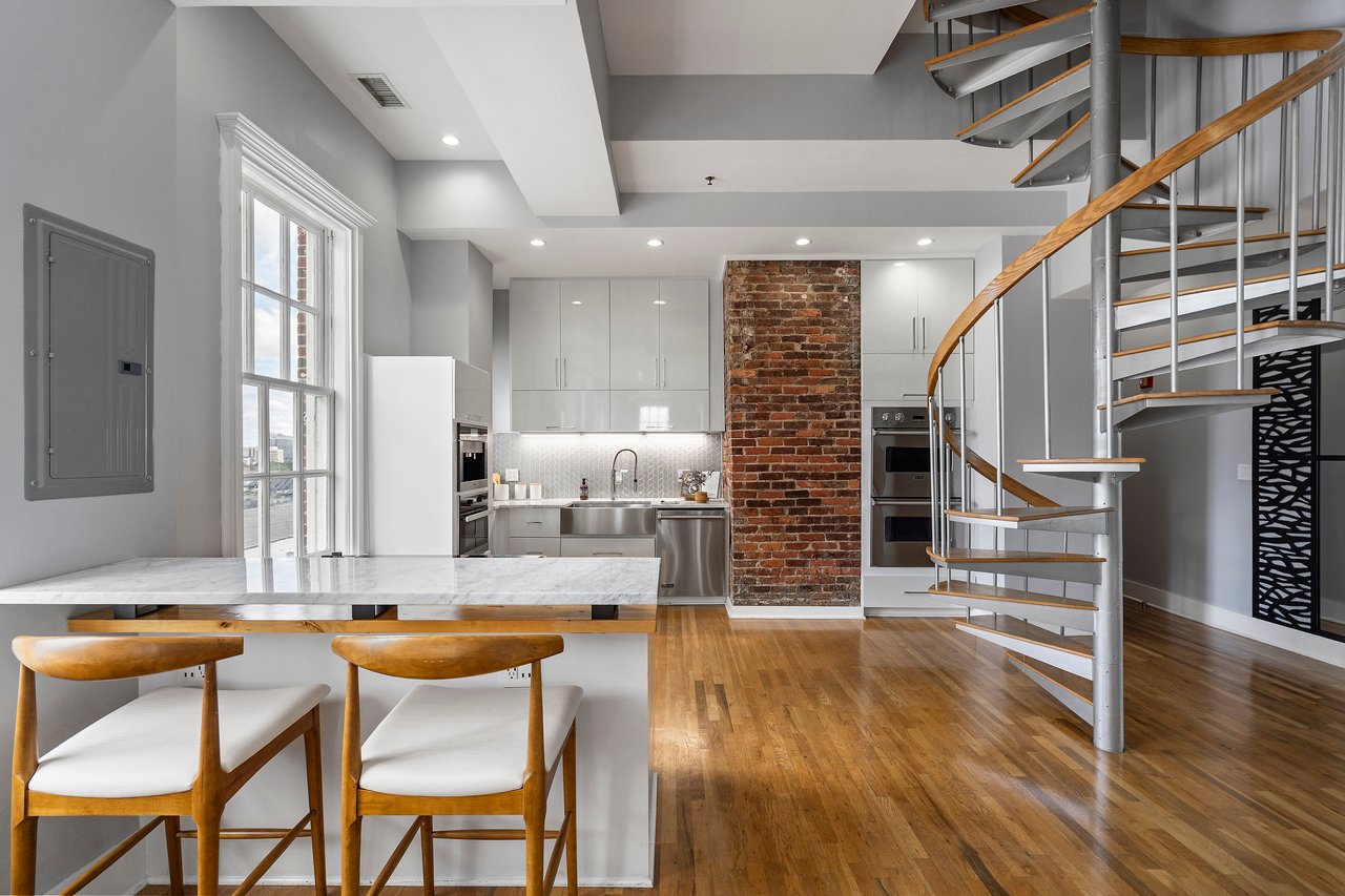 Historic Three-Level Residence at Biltmore House in Midtown Atlanta