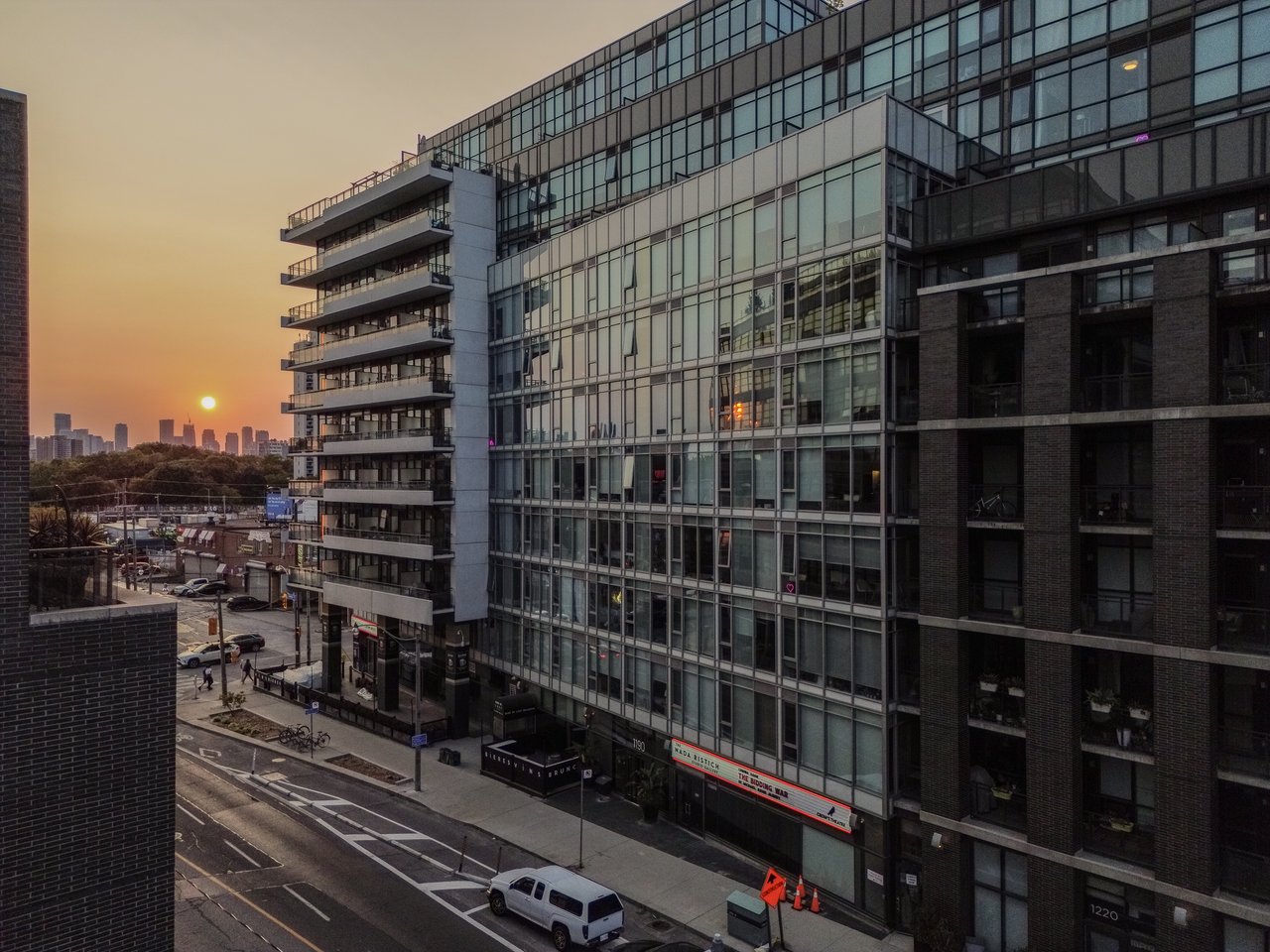 1190 Dundas Street East, Suite 1011