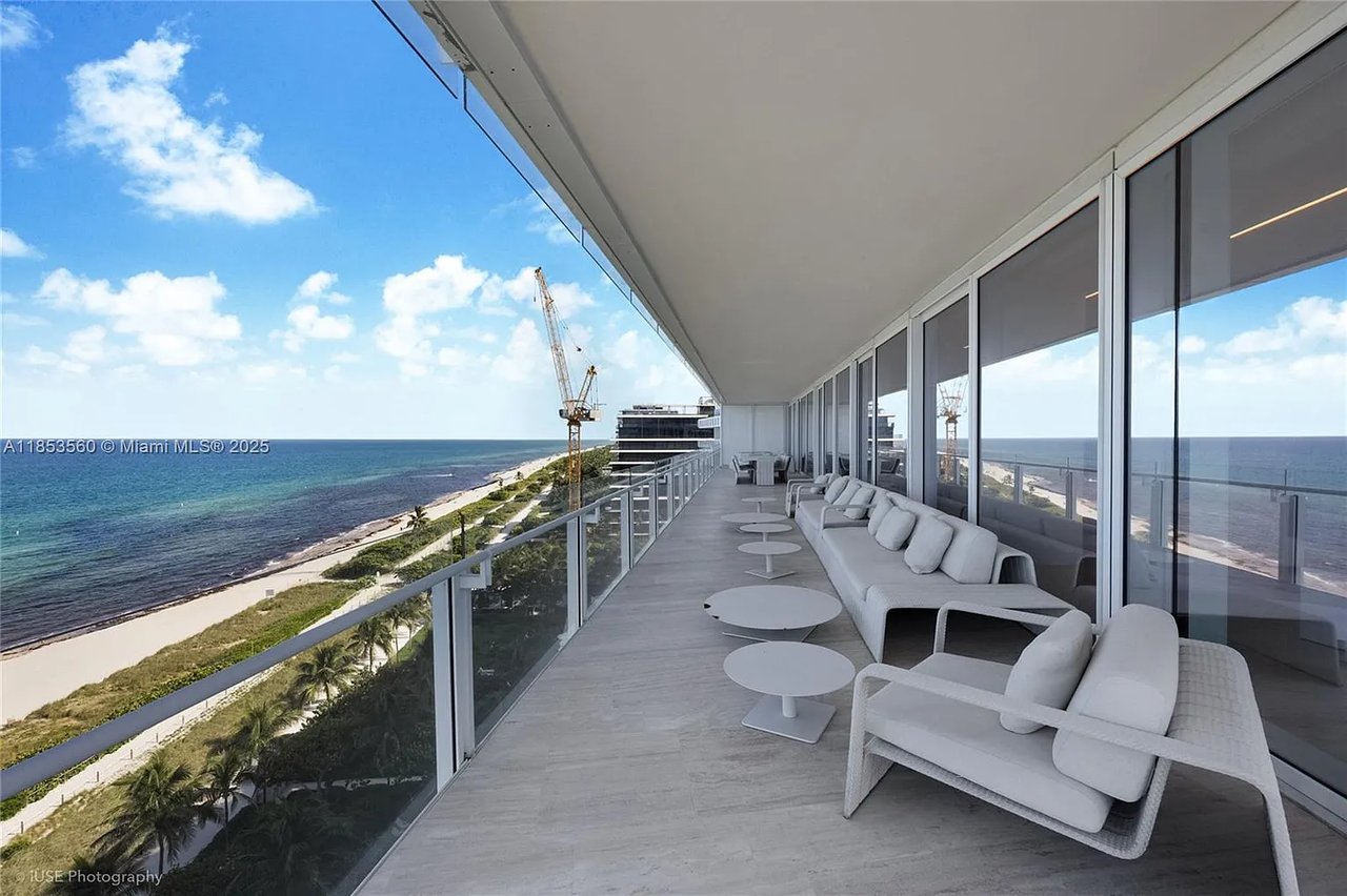 9001 Collins Ave #S-1011