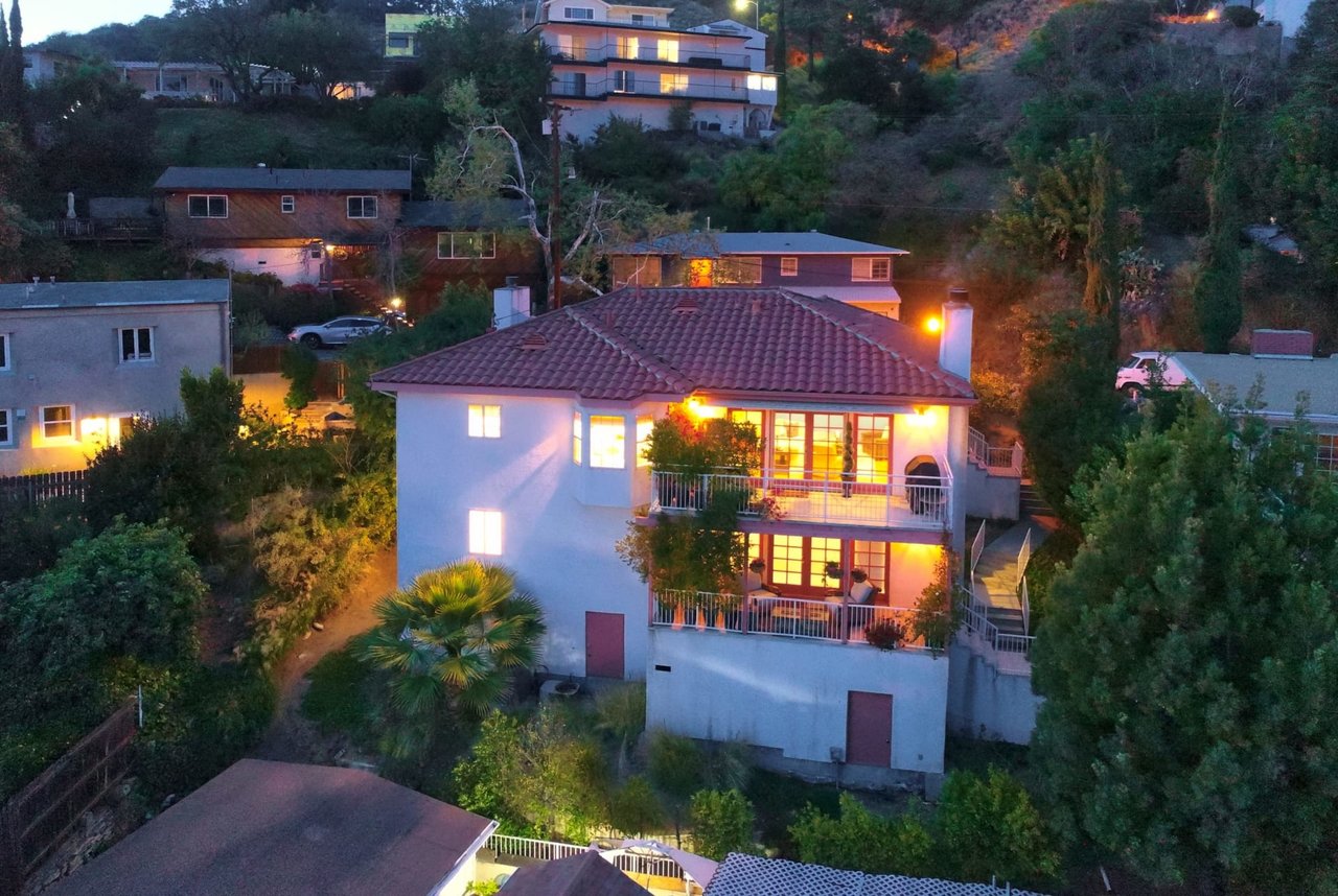 Sold by Edwin Ordubegian | 1626 Ina Dr. Glendale, CA