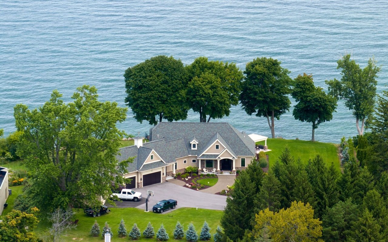 Grosse Pointe Shores