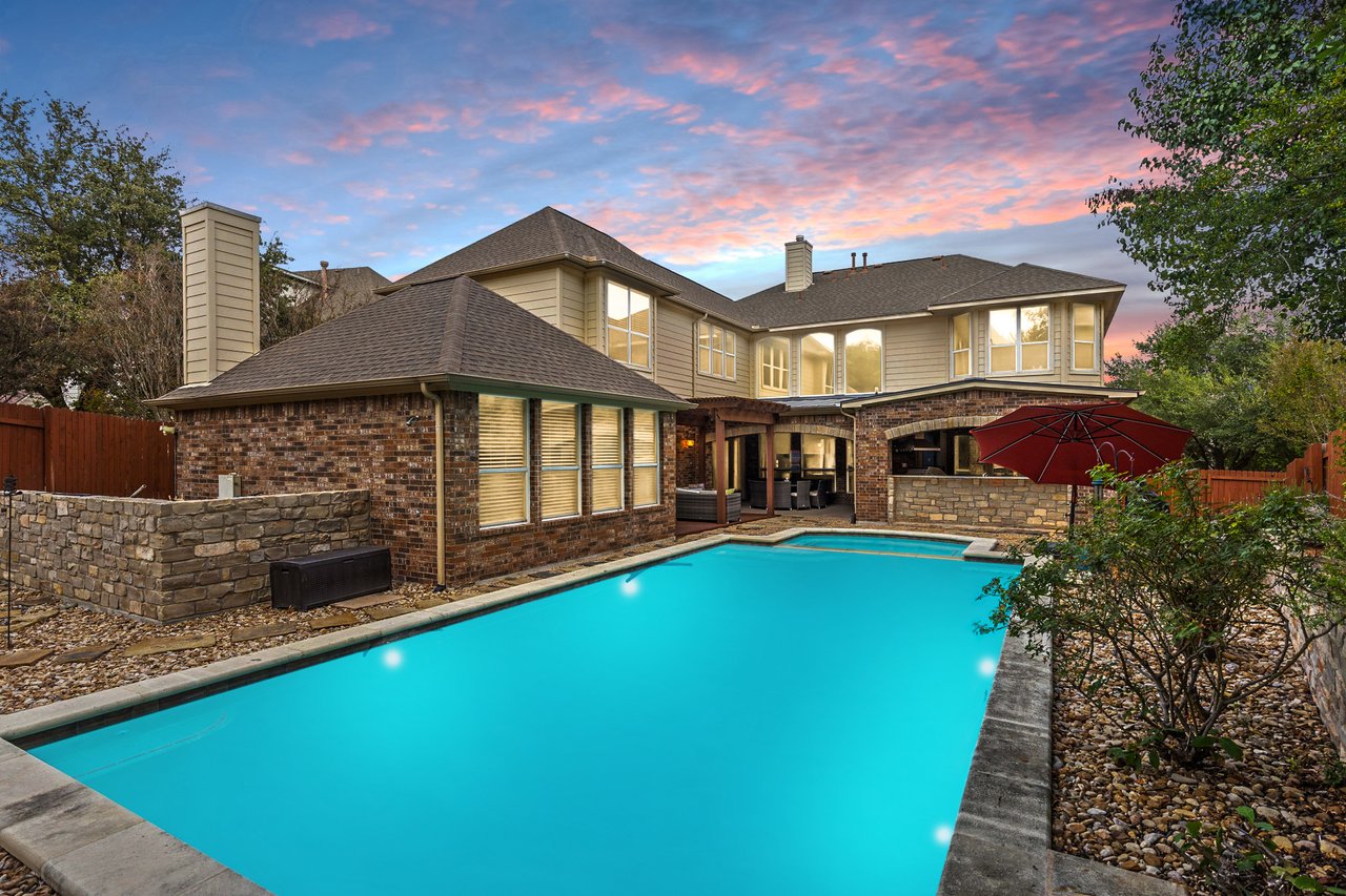 Just-listed-7109 Via Correto Dr, Austin, TX 78749: An Exceptional Heights at Loma Vista Estate