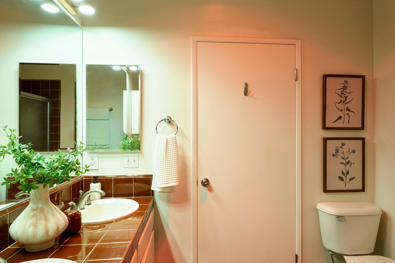 Rare Tri-Level Mar Vista Townhouse 