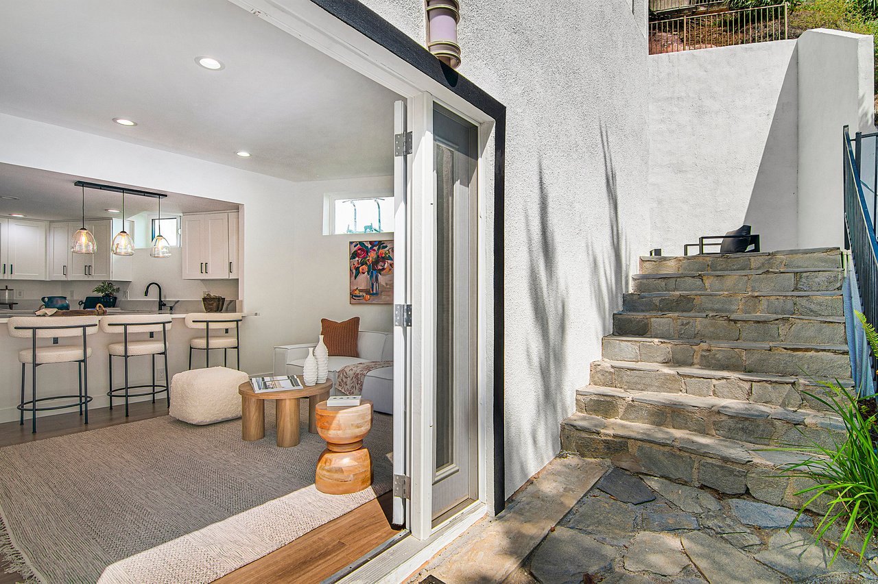 8155 Willow Glen Rd.