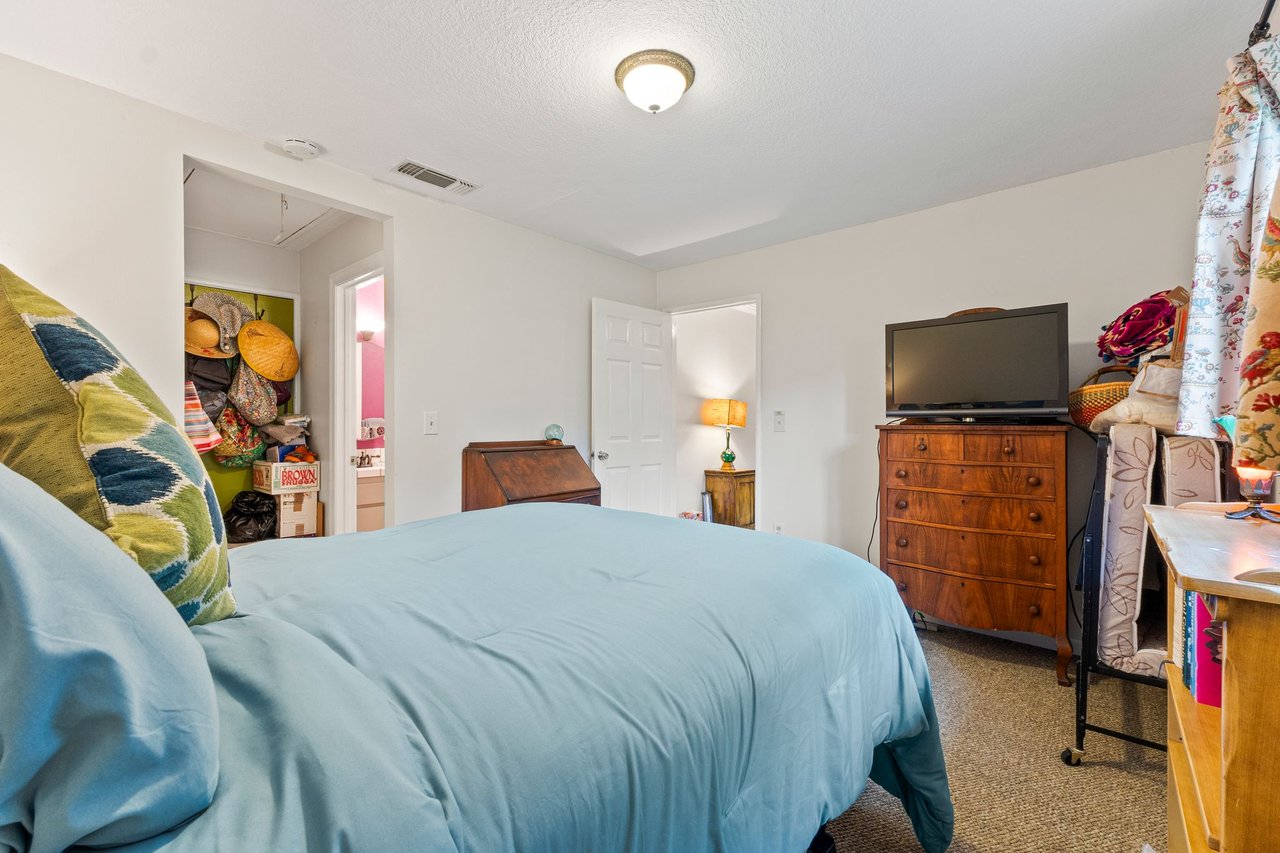 2573 Bryan Way