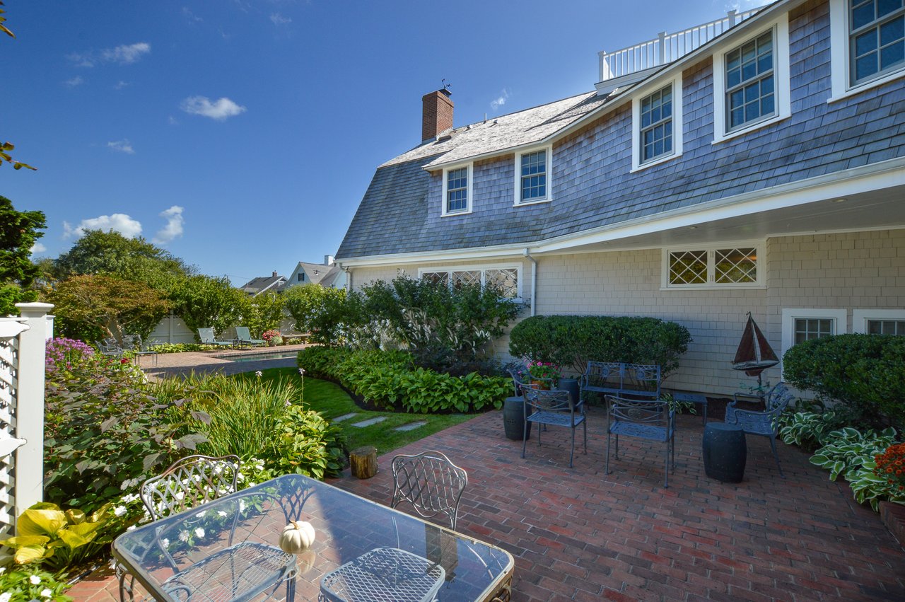 Classic Hyannis Port Grandeur with Timeless Coastal Elegance