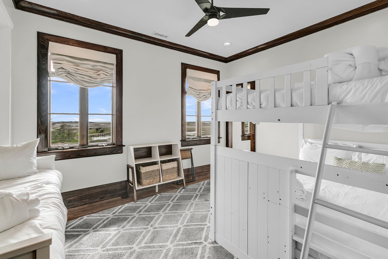 24 Seagrass Ln 