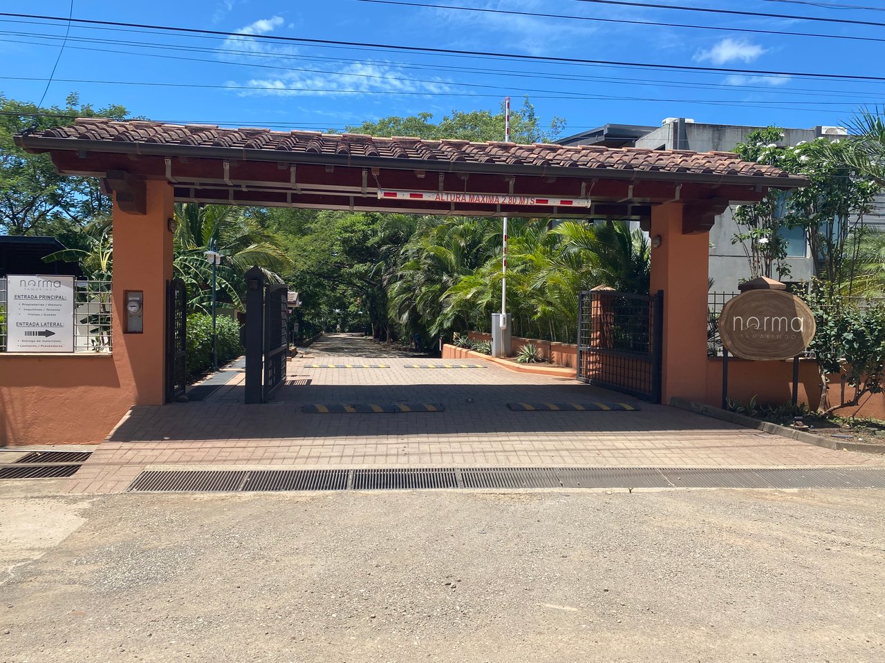 La Norma Lot 18 - Tamarindo