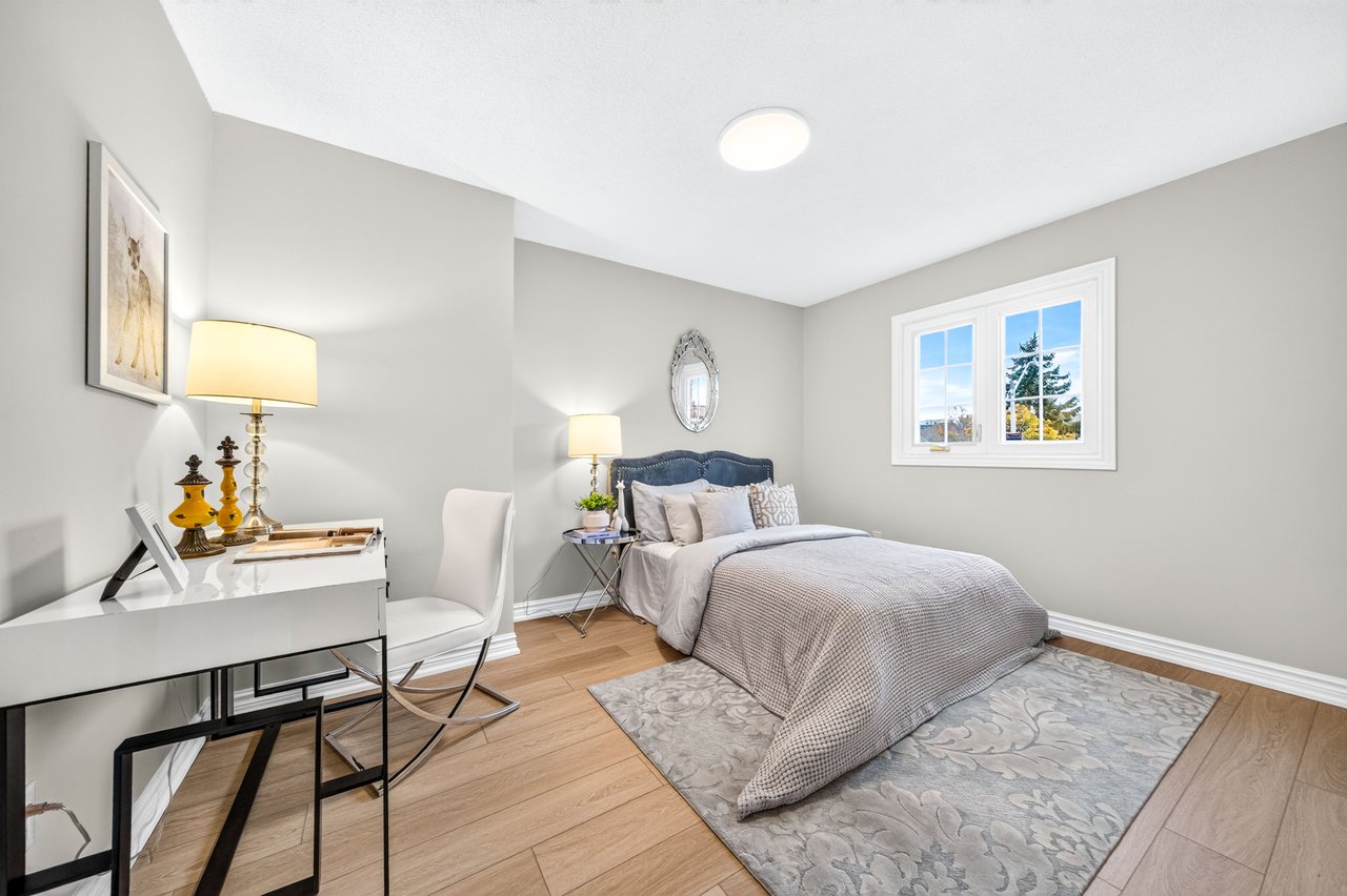 109 Valleymede Dr
