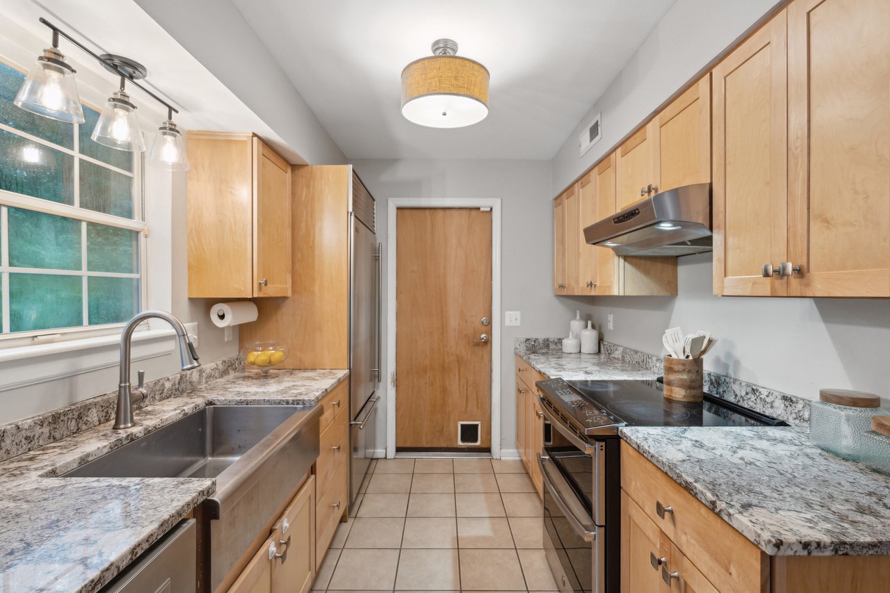 543 Castle Hall Road