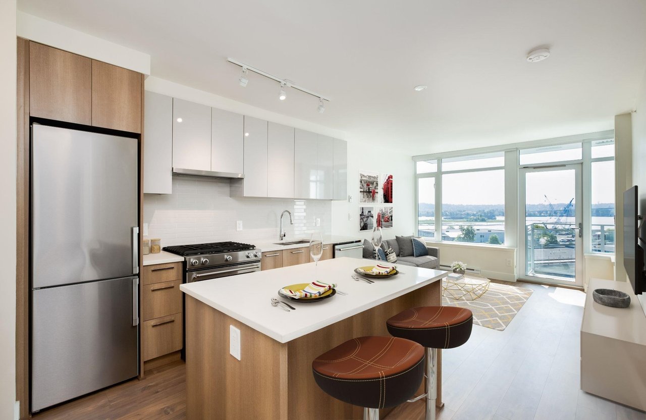 258 Nelson's Ct, #411