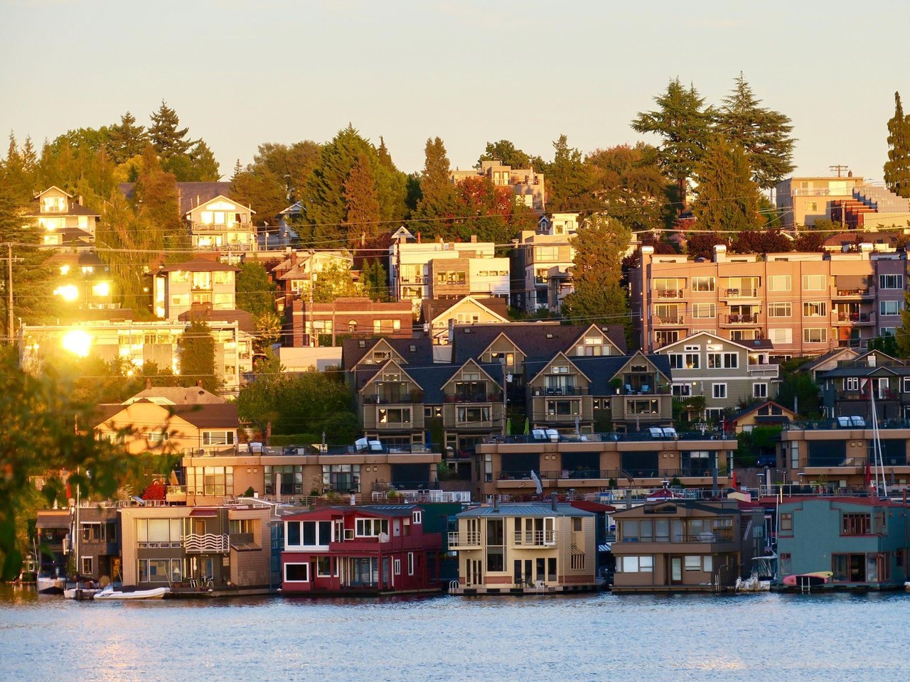 🏡 Why Buyers Moving to Seattle Care So Much About Lifestyle Quality