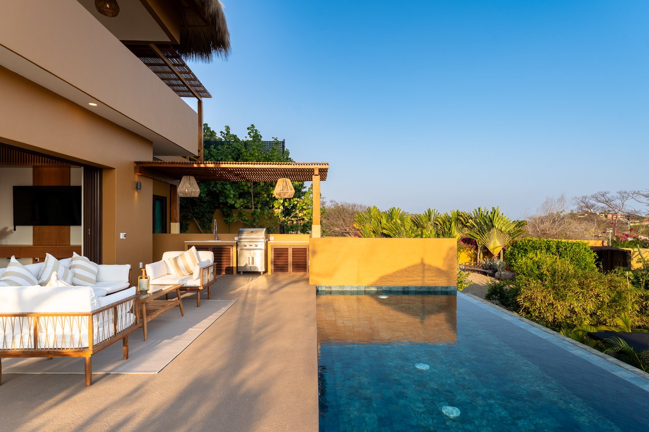 5 Bedroom, Single Family Home, La Cañada Casa A 