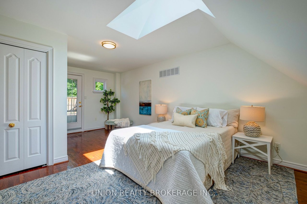 53 Ravina Cres
