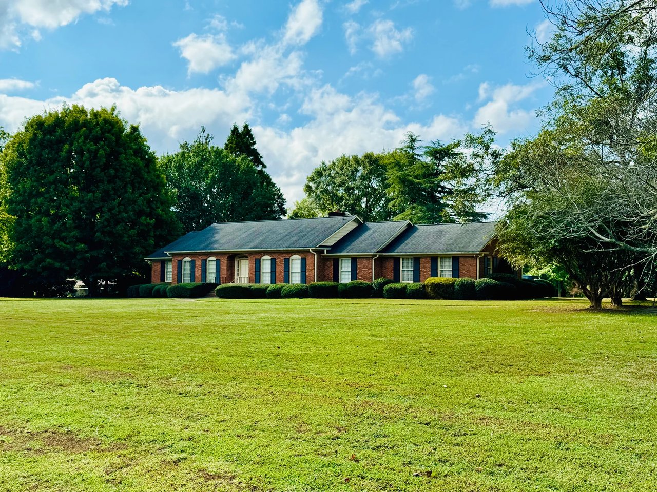 Sold - Excellent & Spacious Ranch Home For Sale in Walhalla, South Carolina