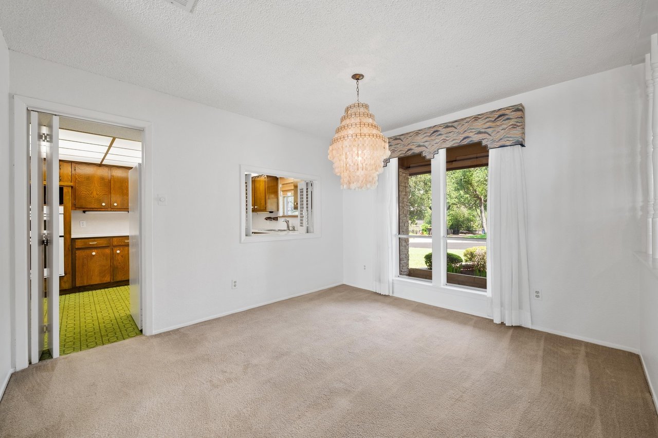 7602 Parkview Circle