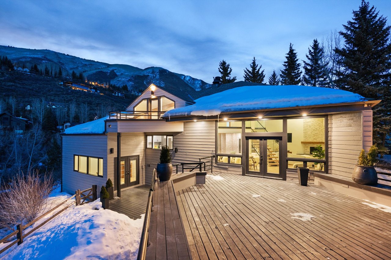 Designer Living with Unmatched Mountain Views