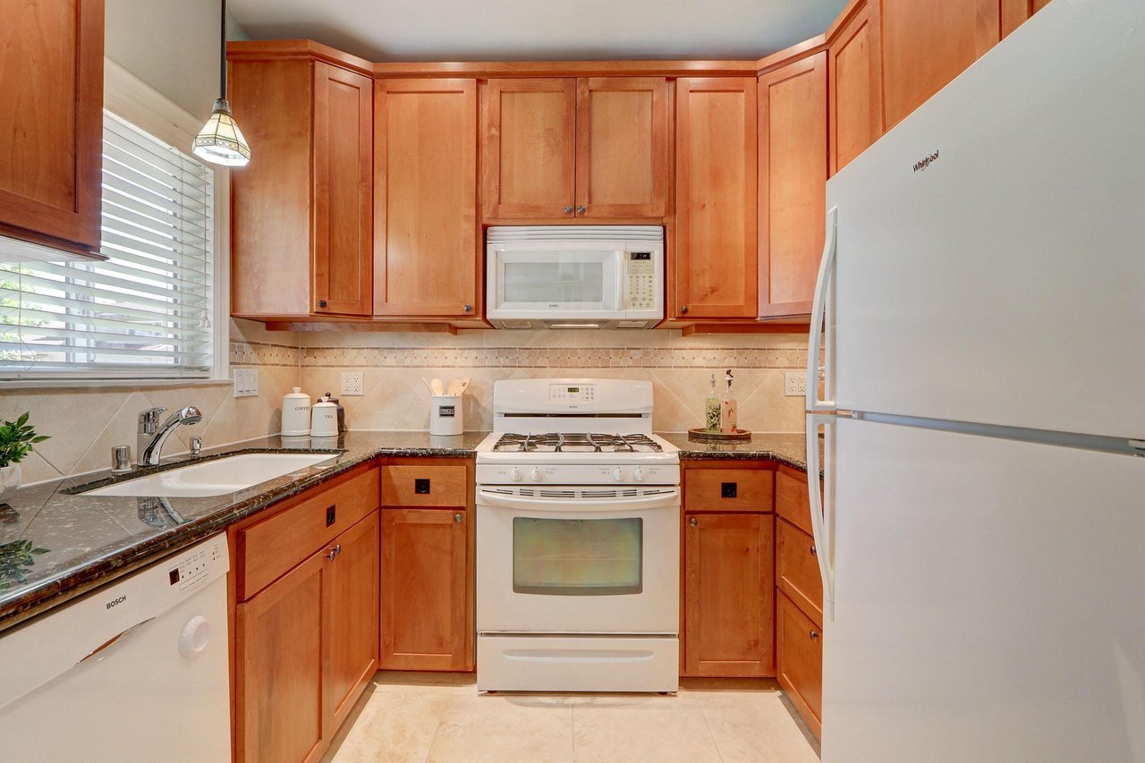 1298 Ramona Dr