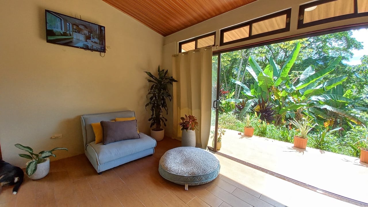 Charming Mountain Retreat with 2 Bedroom Home and Rustic Cabin