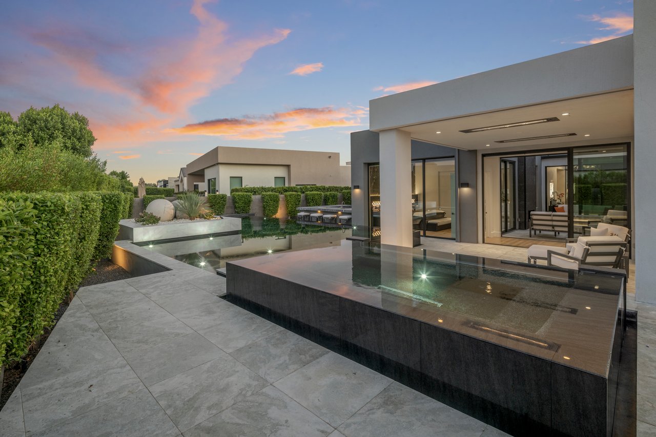 6914 E Cactus Wren Road