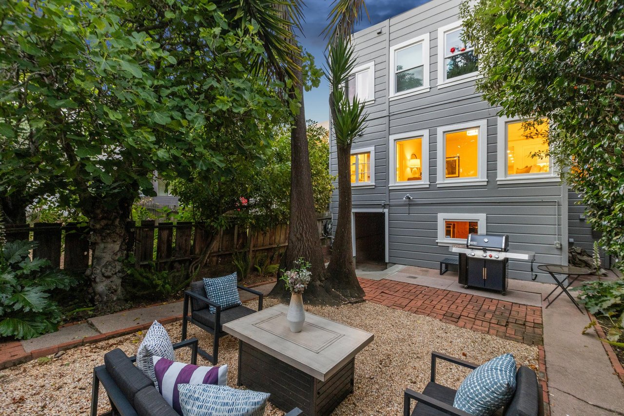 1125 Shrader Street