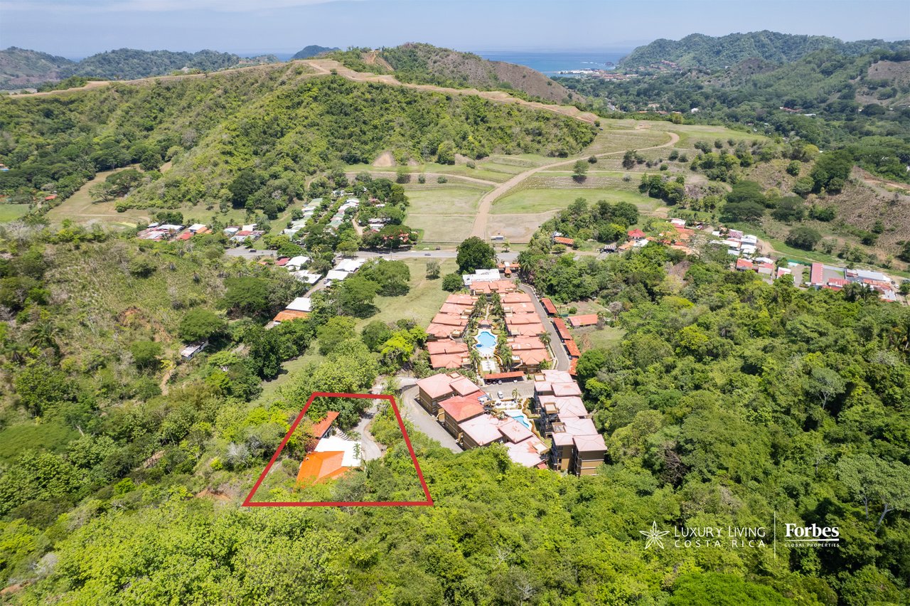21455 - Remodeled Residence, 10 bedrooms, Near Marina Los Sueños with Views