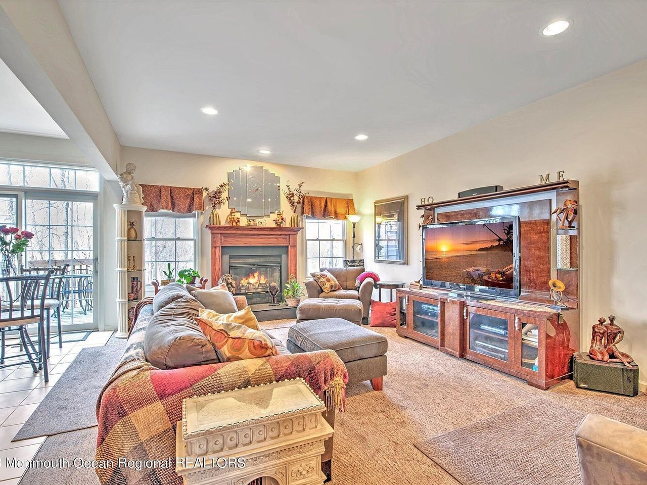 52 Smock Court