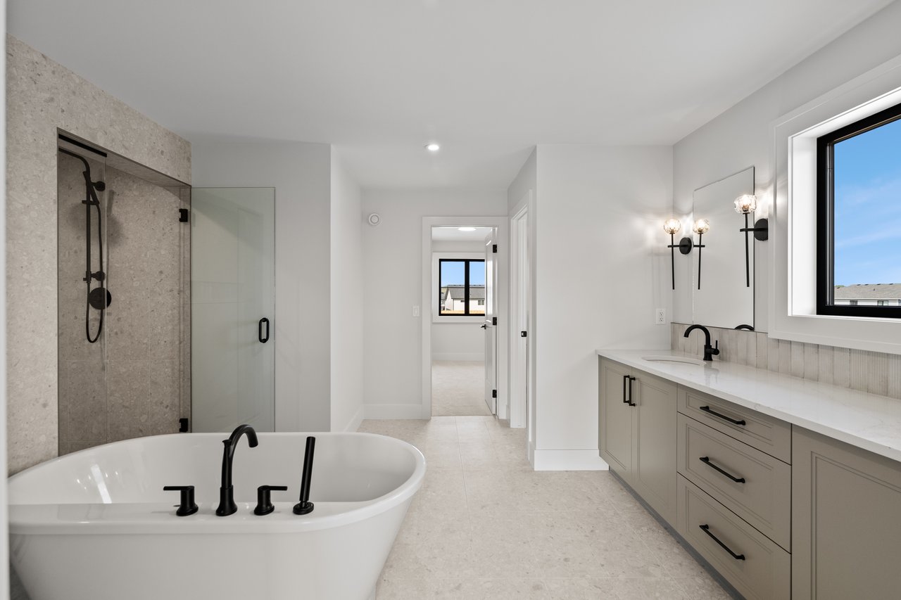 265 Rowmont Drive NW