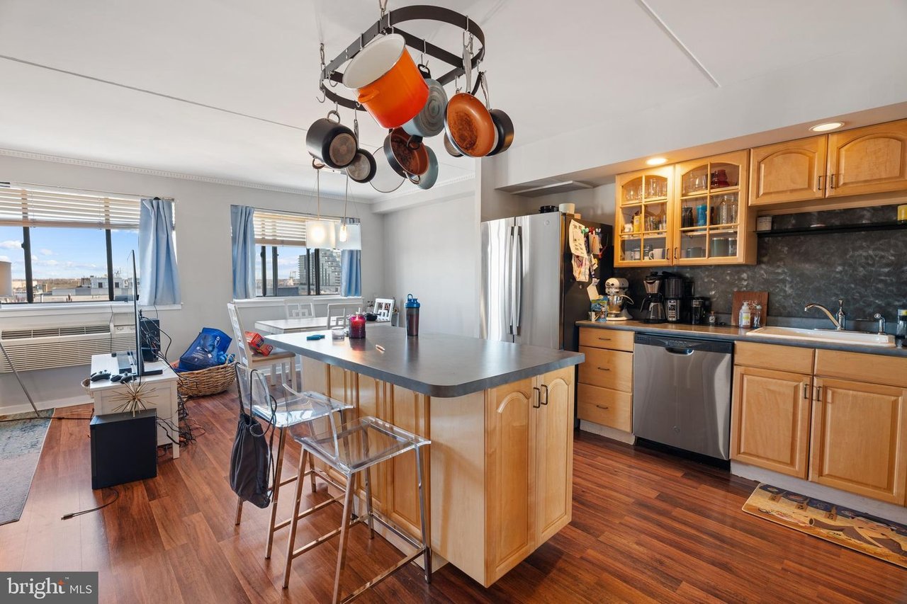 200 Lombard St #713