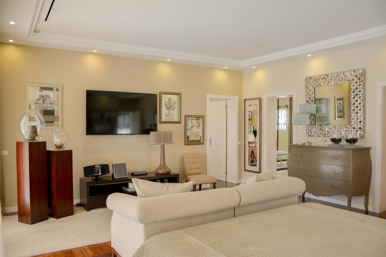 Luxury 4-Bedroom Villa with Indoor Pool – São Miguel, Azores