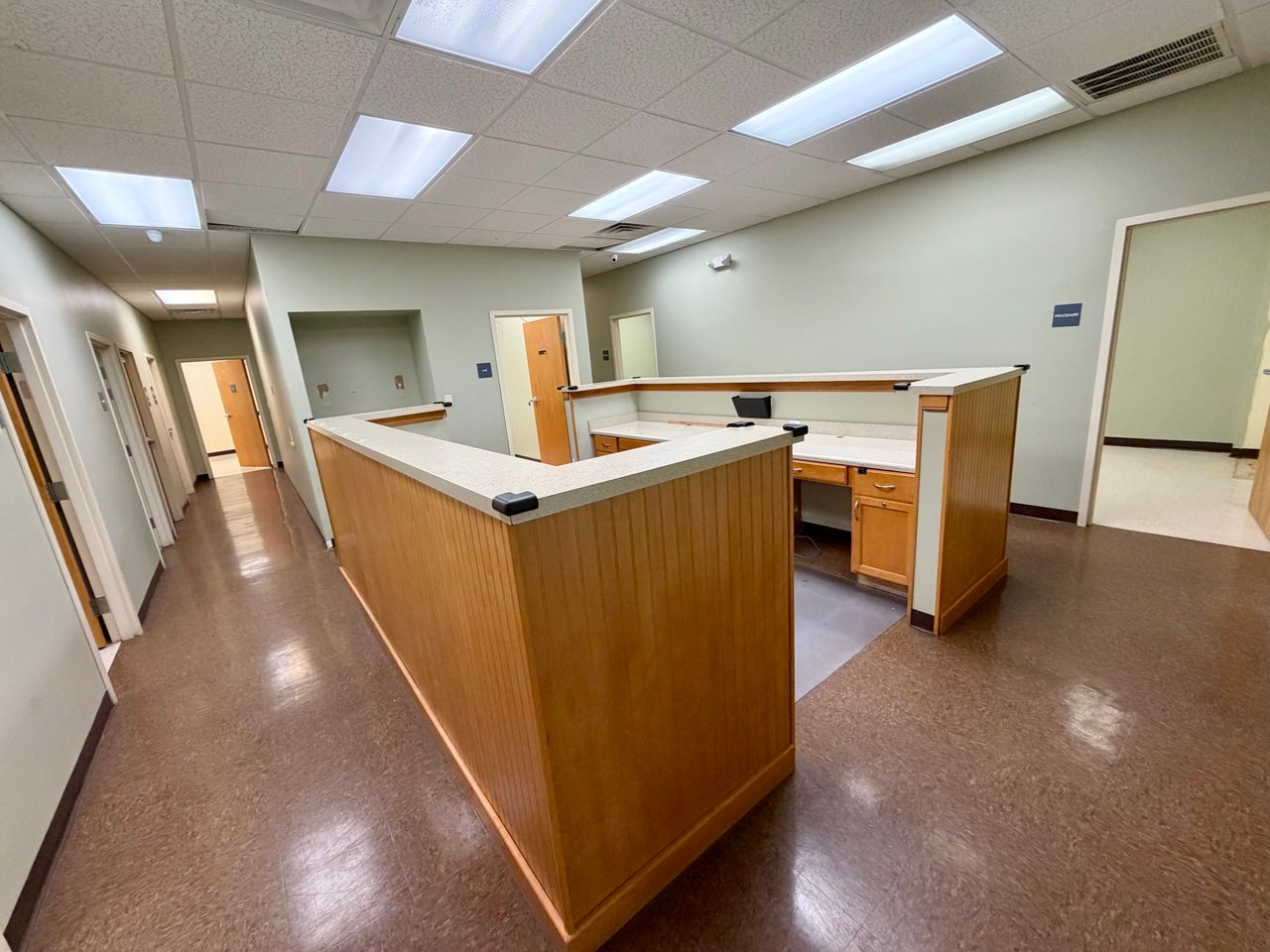 514 Mary Esther Cut Off NW