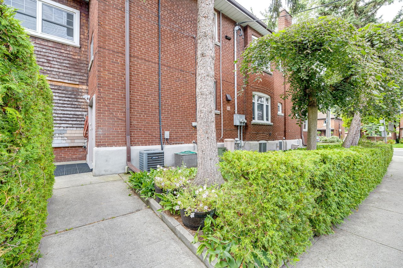 21 Clendenan Ave, Basement